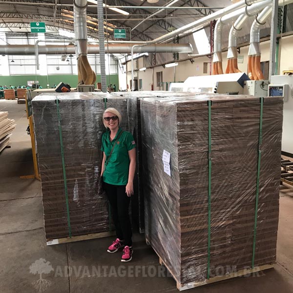 FSC Hardwood lumber Deck Tiles Wholesale